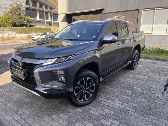 MITSUBISHI L200 TRITON 2.4 16V TURBO DIESEL SPORT HPE-S SERTÕES CD 4P 4X4 AUTOMÁTICO